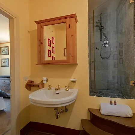别墅 San Siro Sleeps 8 Pool Wifi *